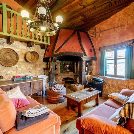 Hostel Atapuerca Inpulso Екстериор снимка