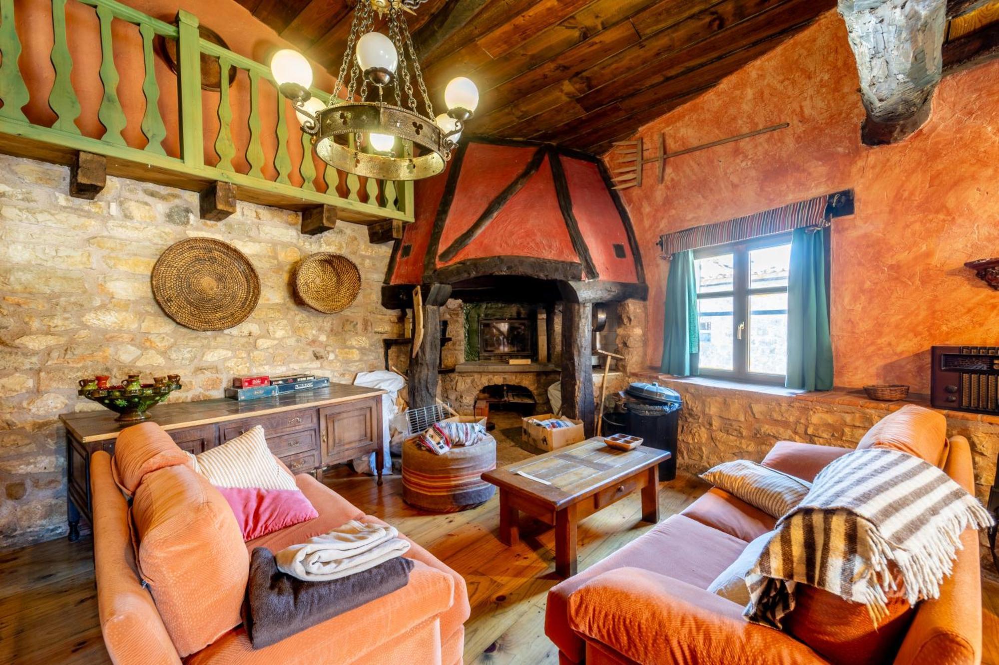 Hostel Atapuerca Inpulso Екстериор снимка
