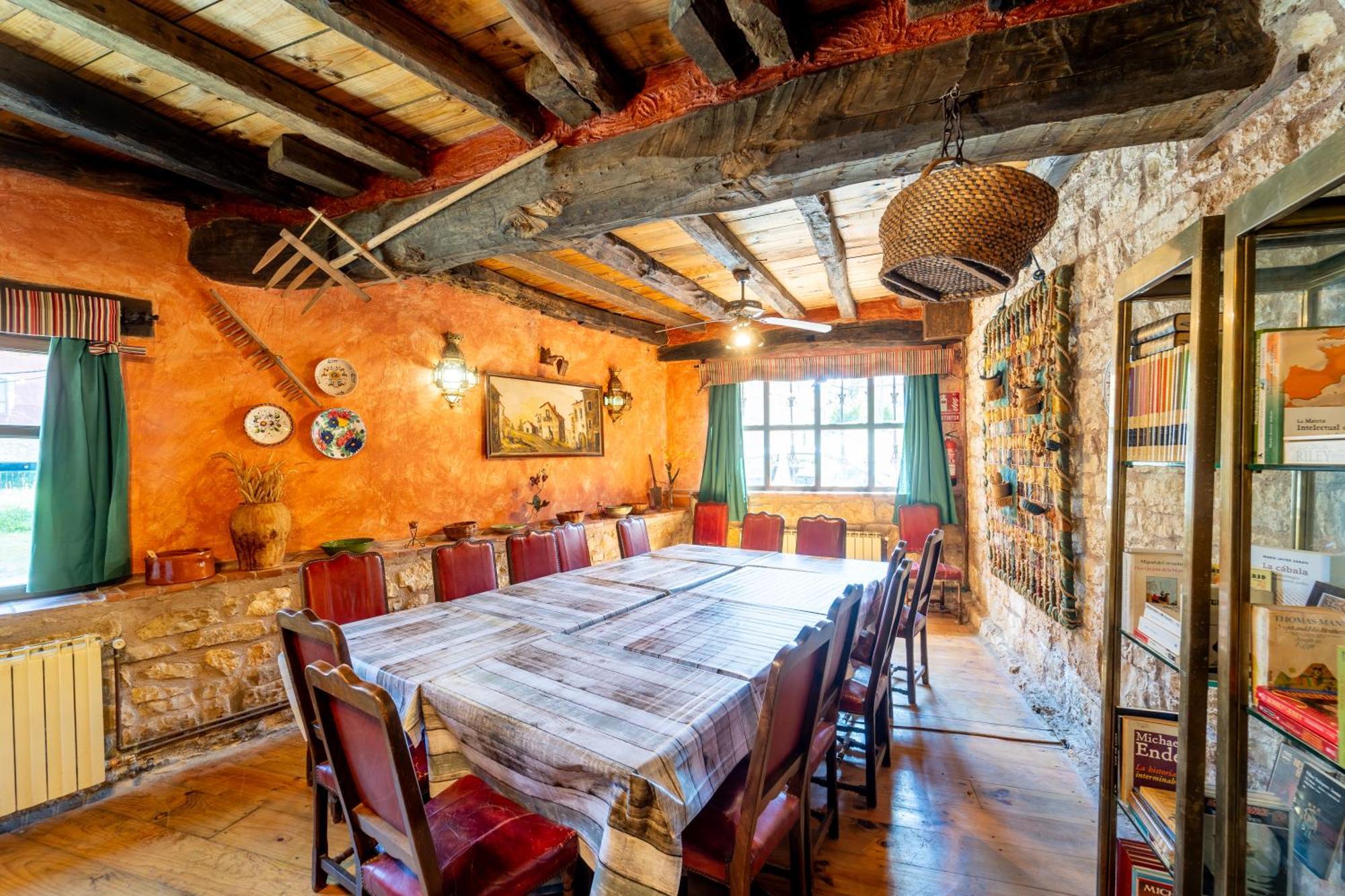 Hostel Atapuerca Inpulso Екстериор снимка